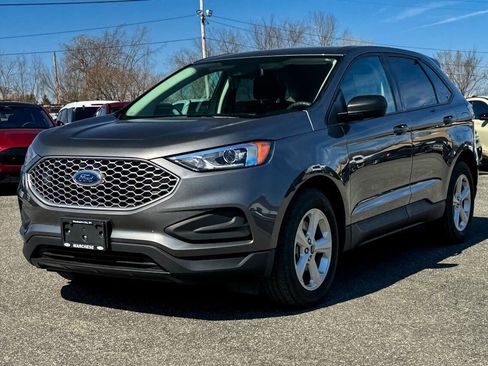 Used 2023 Ford Edge SE image 7