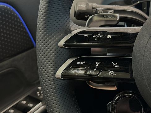 New 2025 Mercedes-Benz GLA 35 AMG 4MATIC image 24