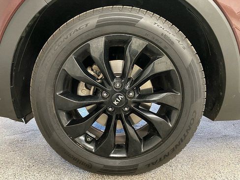 Used 2020 Kia Sorento S image 23