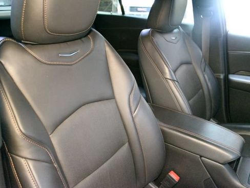 Used 2023 Cadillac XT4 Sport w/ Sun And Sound Package AWD/4WD image 11