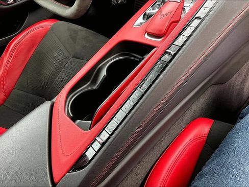 Used 2023 Chevrolet Corvette Stingray Preferred Conv w/ Z51 Performance Package RWD image 20