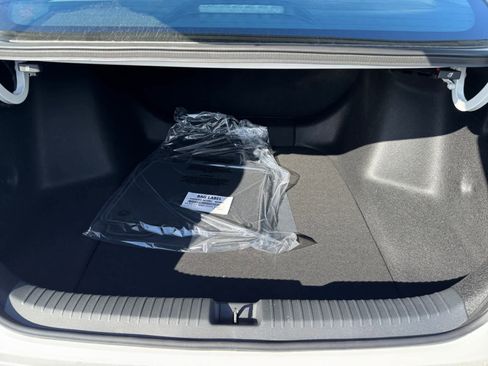 New 2025 Honda Accord SE image 4