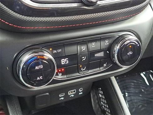 Used 2023 Chevrolet TrailBlazer RS w/ Convenience Package image 15