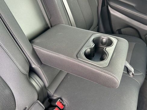 Used 2024 Jeep Grand Cherokee Laredo X image 52