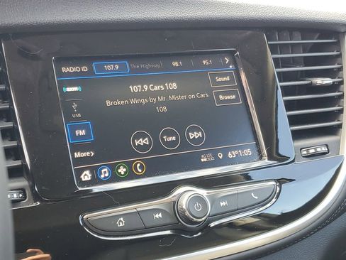 Certified 2022 Buick Encore Preferred w/ Safety Package image 17