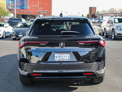 Used 2024 Acura ZDX A-Spec image 7