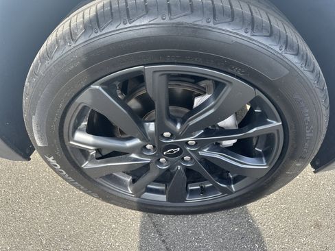 Used 2022 Chevrolet Equinox RS w/ RS Leather Package FWD image 33