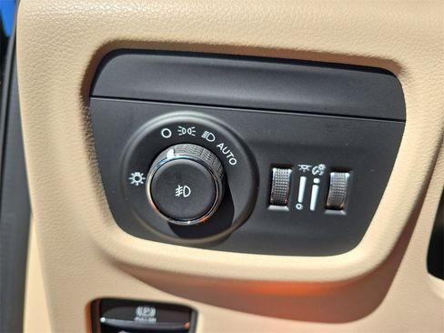 New 2025 Jeep Grand Cherokee Limited image 27