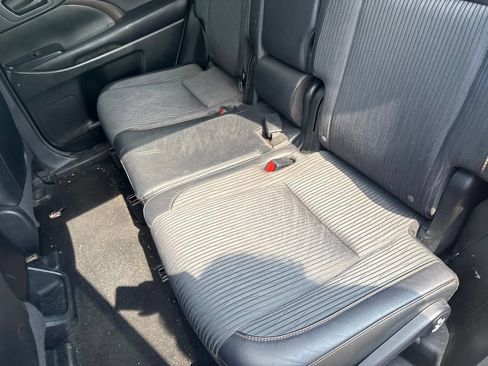 Used 2016 Toyota Highlander LE AWD/4WD image 35