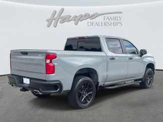Used 2024 Chevrolet Silverado 1500 LT Trail Boss w/ Convenience Package II AWD/4WD video 3
