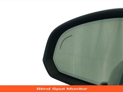 Used 2023 Volvo XC40 B5 Plus image 13