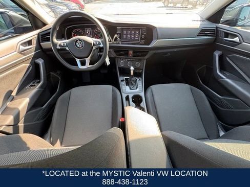 Certified 2021 Volkswagen Jetta FWD image 13