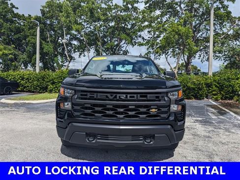 Used 2025 Chevrolet Silverado 1500 W/T w/ Trailering Package image 3