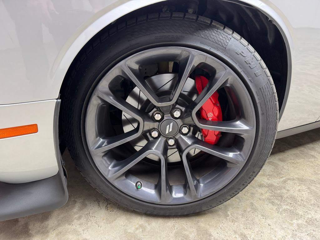 Used 2021 Dodge Challenger R/T Scat Pack RWD image 30