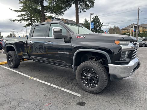 Used 2020 Chevrolet Silverado 2500 LTZ w/ Safety Package image 2