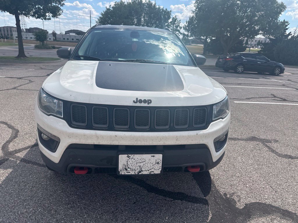 Used 2018 Jeep Compass Trailhawk AWD/4WD image 2