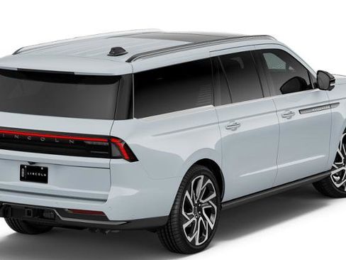 New 2026 Lincoln Navigator L Black Label AWD/4WD image 26