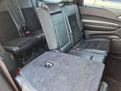 Used 2018 Dodge Durango GT AWD/4WD image 32