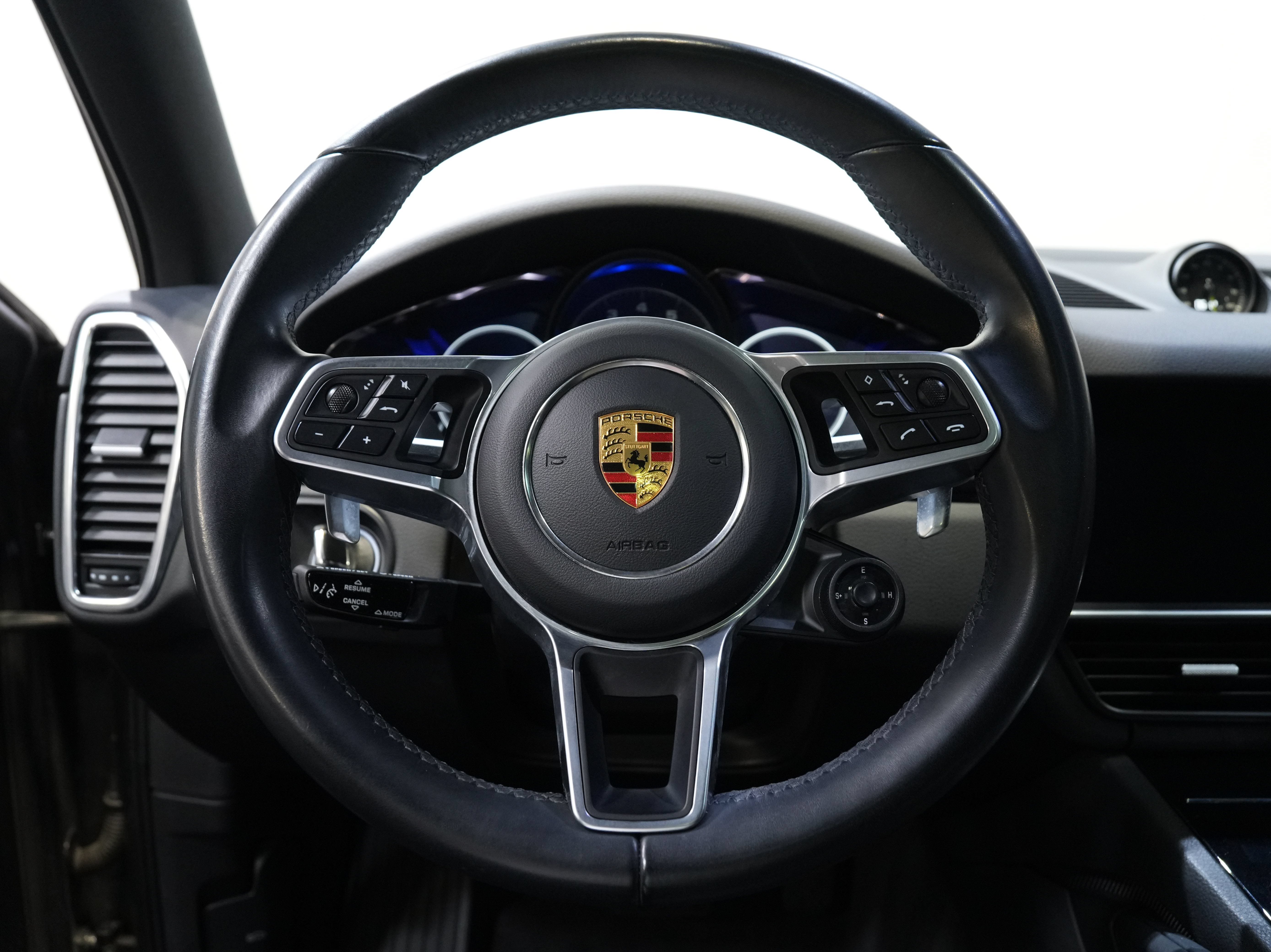 Used 2022 Porsche Cayenne E-Hybrid AWD/4WD image 39