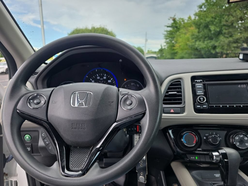 Used 2022 Honda HR-V LX image 22