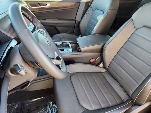 New 2025 Volkswagen Atlas SEL image 7