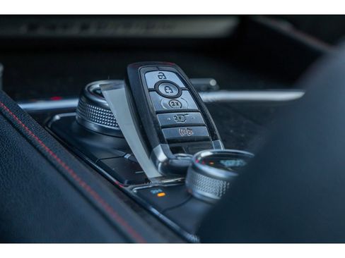 Used 2022 Ford Expedition Max Limited image 31