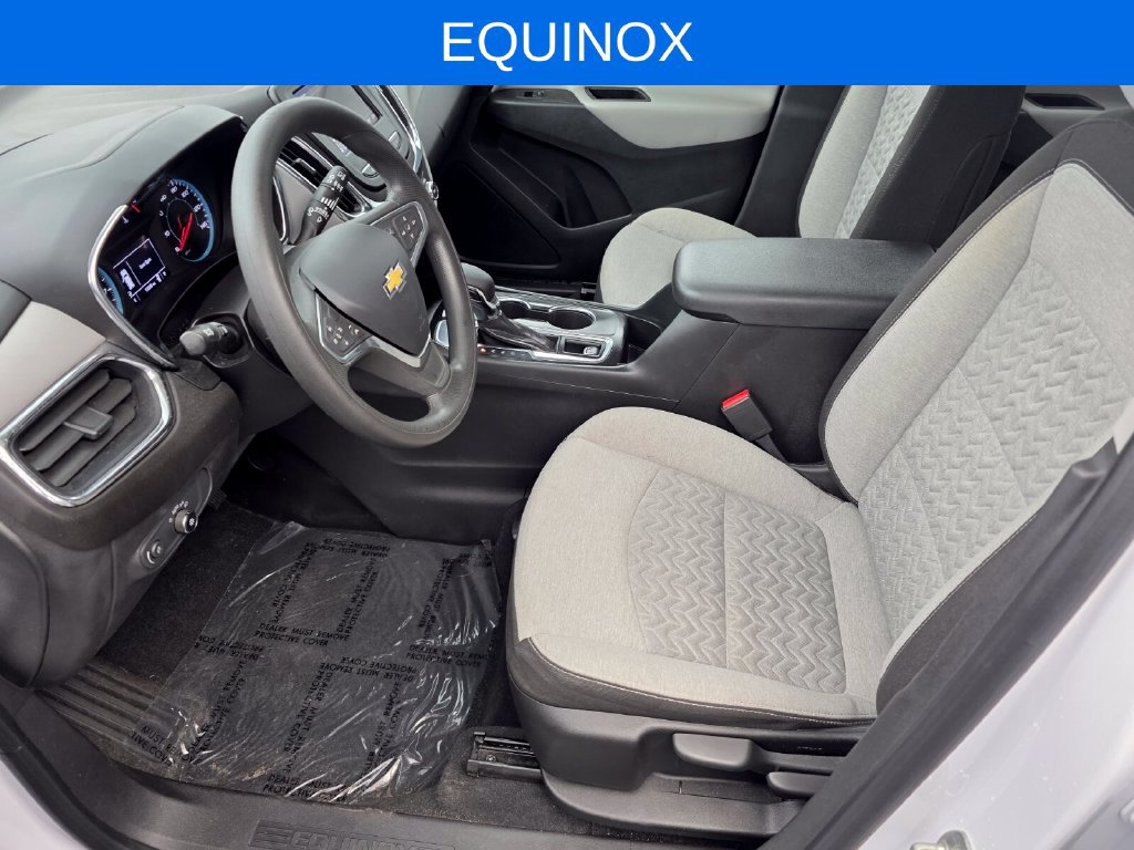 Used 2023 Chevrolet Equinox LS w/ Driver Confidence II Package FWD image 9