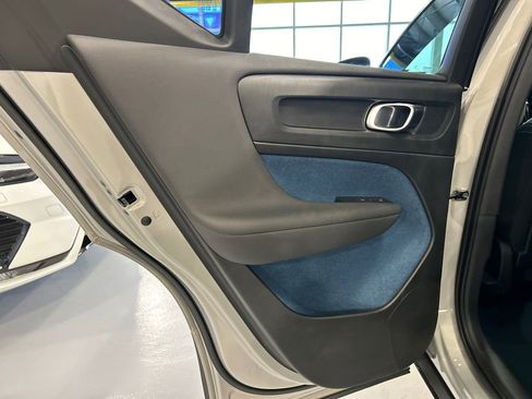Certified 2023 Volvo XC40 Recharge Ultimate AWD/4WD image 22