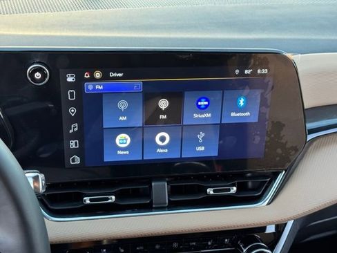 Used 2025 Chevrolet Equinox ACTIV w/ Safety and Technology Package image 10