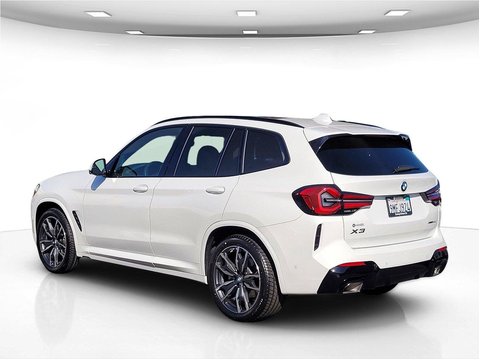Used 2024 BMW X3 xDrive30i w/ Premium Package AWD/4WD image 8