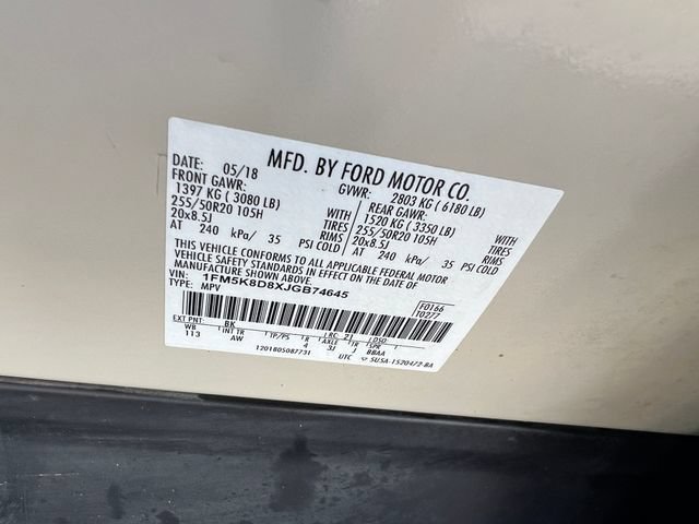 Used 2018 Ford Explorer XLT w/ Equipment Group 202A AWD/4WD image 33