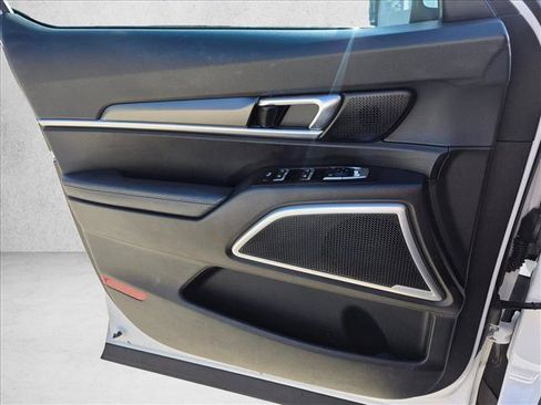 Used 2022 Kia Telluride S AWD/4WD image 13