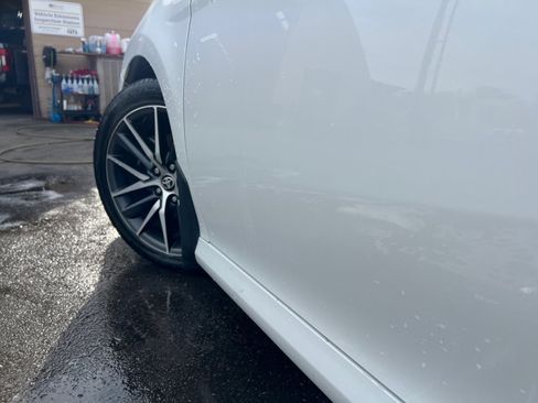 Used 2022 Toyota Camry XLE image 32