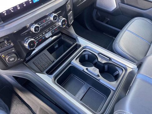 Used 2025 Ford F450 Platinum image 28