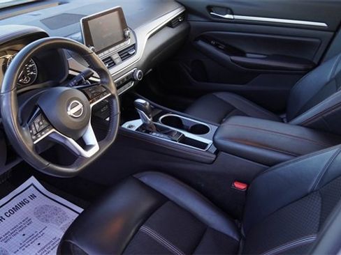 Used 2024 Nissan Altima 2.5 SR image 19