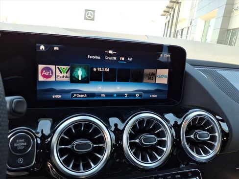 New 2026 Mercedes-Benz GLA 35 AMG 4MATIC image 19