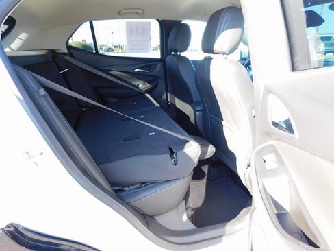 Used 2024 Buick Encore GX Sport Touring image 23