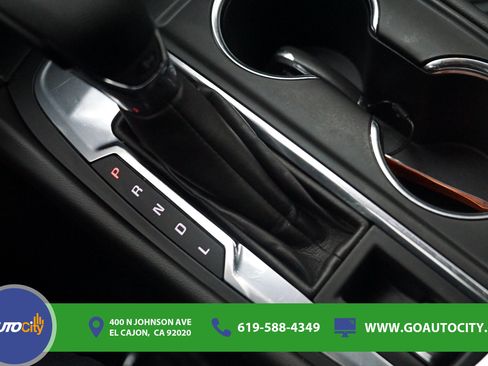 Used 2024 Chevrolet Equinox LT FWD image 24