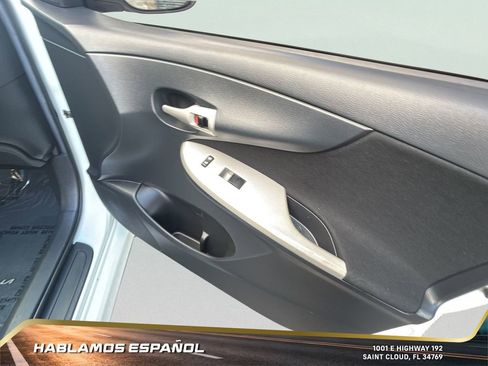 Used 2013 Toyota Corolla LE image 29