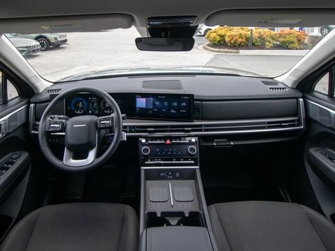 Used 2026 Hyundai Santa Fe SE FWD image 19