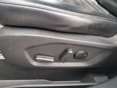 Used 2023 Ford Edge SEL w/ Convenience Package image 14