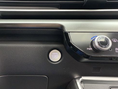 New 2026 Kia Carnival SX Prestige image 32