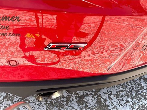 Used 2016 Chevrolet Camaro SS RWD image 8
