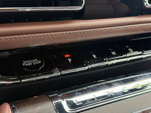 New 2026 Lincoln Aviator Reserve w/ Luxury Package image 14
