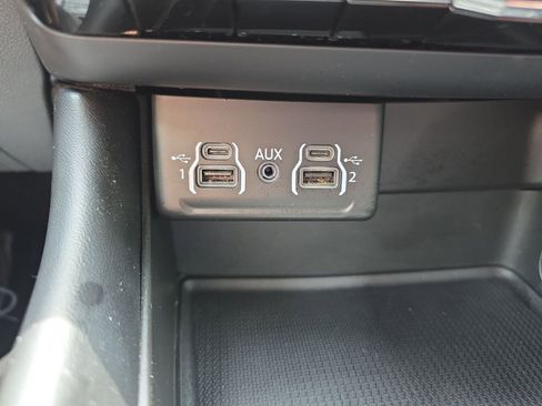 Used 2021 Dodge Durango SXT w/ 3rd Row Seating Group AWD/4WD image 24