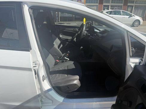 Used 2014 Ford Fiesta S image 10