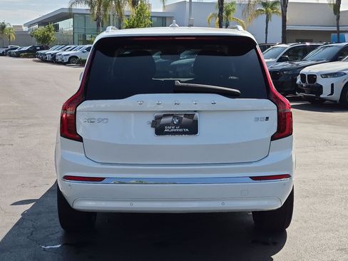 Used 2025 Volvo XC90 B5 Ultra AWD/4WD image 9