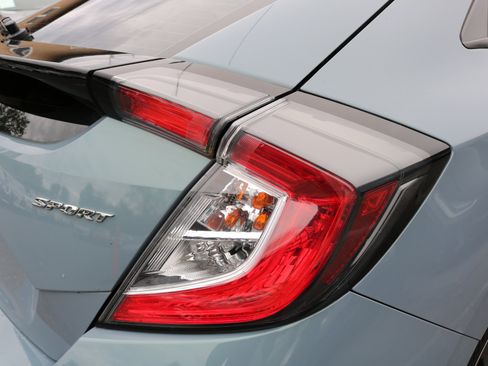 Used 2020 Honda Civic Sport image 10