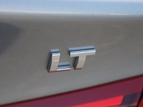 Used 2024 Chevrolet Malibu LT image 18