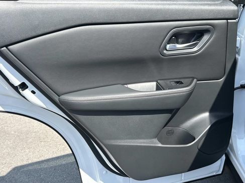 New 2026 Nissan Rogue SV AWD/4WD image 22